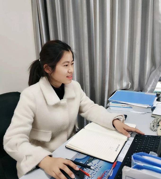创先争优爱在巾帼艺术学院工会致全体女教职工的节日祝福